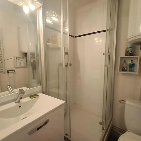 : T2 Confort Avec Parking Prive, Animaux Admis - Fr-1-799-44 Apartment *